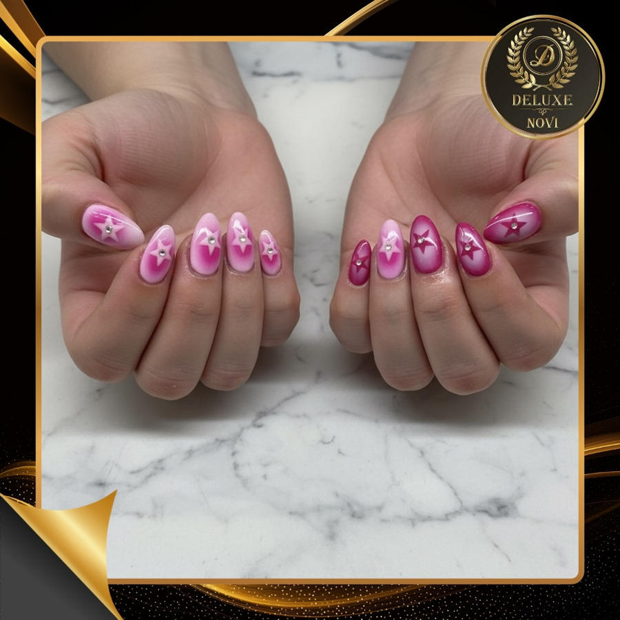 Nail design by Deluxe Nail Salon Spa 